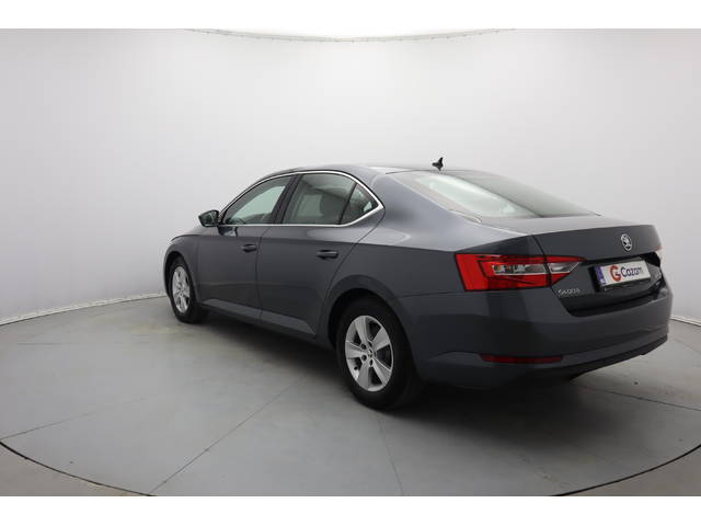 Skoda Superb - автомобили, коли, обяви за нови и употребявани 15