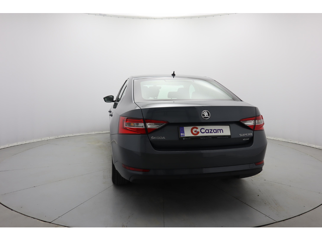 Skoda Superb - автомобили, коли, обяви за нови и употребявани 18