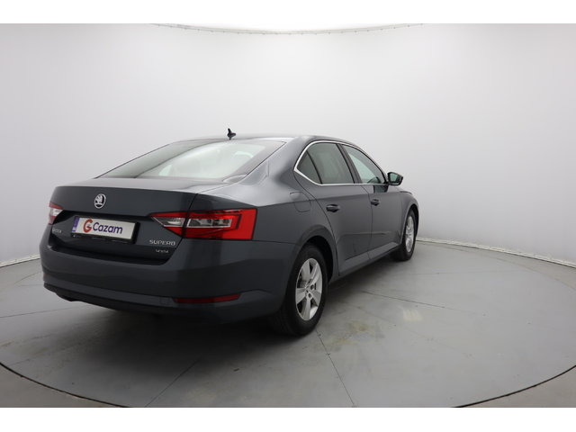 Skoda Superb - автомобили, коли, обяви за нови и употребявани 22