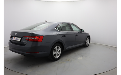 Skoda Superb - автомобили, коли, обяви за нови и употребявани 23