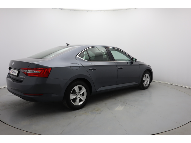 Skoda Superb - автомобили, коли, обяви за нови и употребявани 24