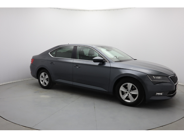 Skoda Superb - автомобили, коли, обяви за нови и употребявани 32