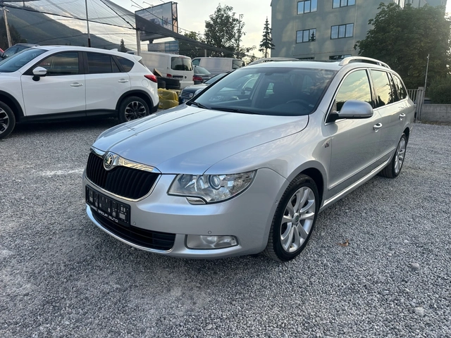 Skoda Superb АВТОМАТИК 4х4 - автомобили, коли, обяви за нови и употребявани 0