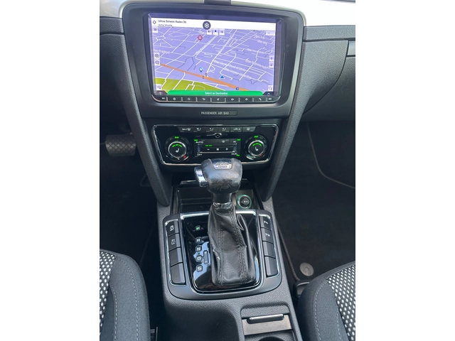 Skoda Superb АВТОМАТИК 4х4 - автомобили, коли, обяви за нови и употребявани 12