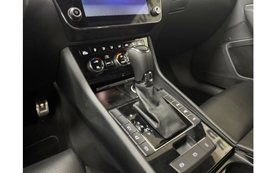 Skoda Superb * Закупен от България* Гаранция* Laurent&Klement 4 - автомобили, коли, обяви за нови и употребявани 13