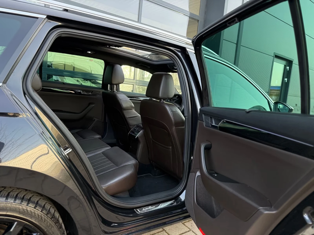 Skoda Superb Superb - автомобили, коли, обяви за нови и употребявани 6