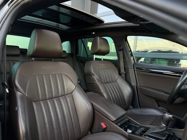 Skoda Superb Superb - автомобили, коли, обяви за нови и употребявани 8