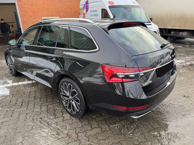 Skoda Superb Superb - автомобили, коли, обяви за нови и употребявани 4