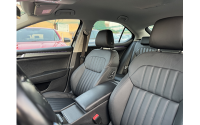Skoda Superb Skoda Superb 2.0TDI * DSG * NAVI * LED *XENON - автомобили, коли, обяви за нови и употребявани 8