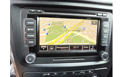 Skoda Yeti 1, 2i 105ps DSG NAVI - автомобили, коли, обяви за нови и употребявани 8