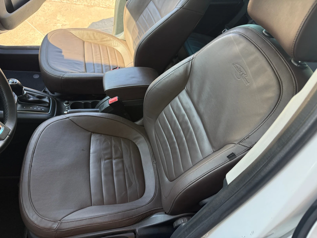 Skoda Yeti 2.0tdi 4X4 DSG 170kc L&K - автомобили, коли, обяви за нови и употребявани 11