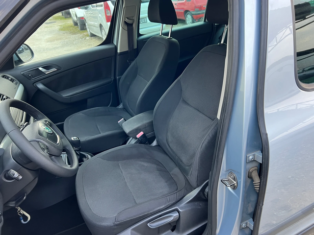 Skoda Yeti 2.0 TDI- 110к.с.* Автопилот* Климатроник * Италия - автомобили, коли, обяви за нови и употребявани 11