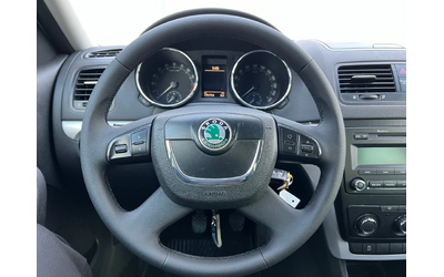 Skoda Yeti 2.0 TDI- 110к.с.* Автопилот* Климатроник * Италия - автомобили, коли, обяви за нови и употребявани 13