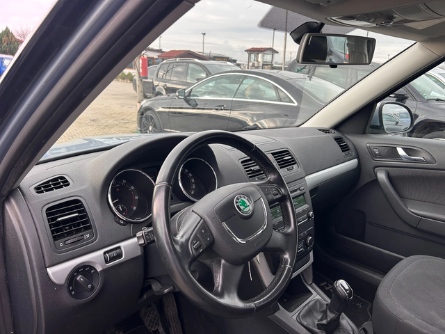 Skoda Yeti 1.2TSI PANORAM EURO 5 - автомобили, коли, обяви за нови и употребявани 9