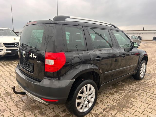 Skoda Yeti 2.0TDI 4X4 AVTOMAT/NAVI/PANORAMA EURO 5 - автомобили, коли, обяви за нови и употребявани 5