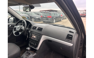 Skoda Yeti 2.0TDI 4X4 AVTOMAT/NAVI/PANORAMA EURO 5 - автомобили, коли, обяви за нови и употребявани 9
