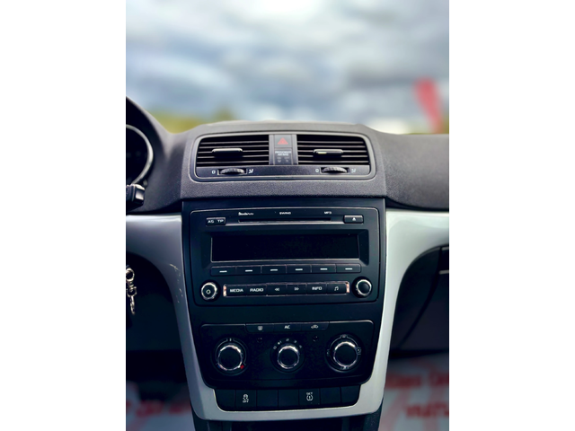 Skoda Yeti - автомобили, коли, обяви за нови и употребявани 8