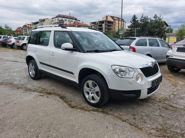 Skoda Yeti 2.0TDI* 6-speed.* 4Х4* - автомобили, коли, обяви за нови и употребявани 1