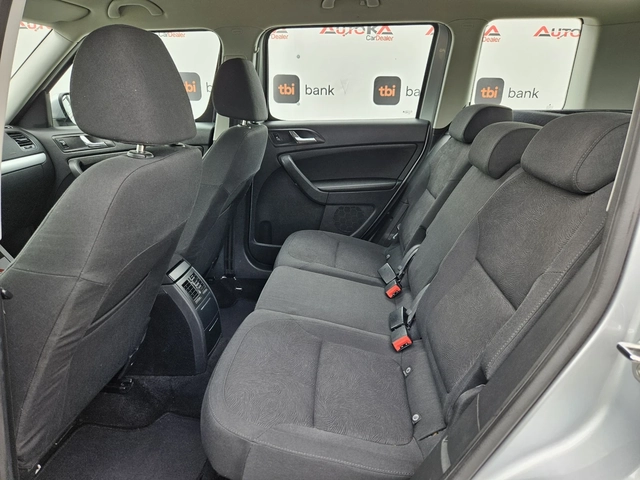 Skoda Yeti 1.6TDI-105kc= 159.000km= GreenLine= FACE= АВТОПИЛО - автомобили, коли, обяви за нови и употребявани 8