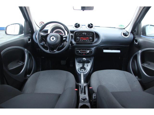 Smart Forfour EQ LED  НОВ ВНОС ГЕРМАНИЯ - автомобили, коли, обяви за нови и употребявани 11