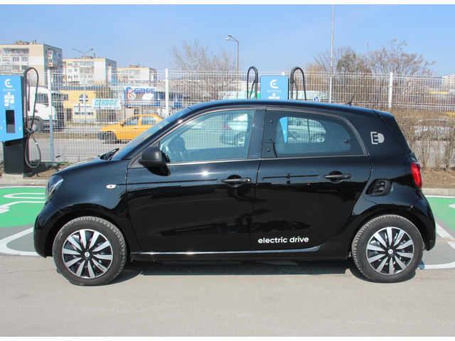 Smart Forfour EQ LED  НОВ ВНОС ГЕРМАНИЯ - автомобили, коли, обяви за нови и употребявани 7