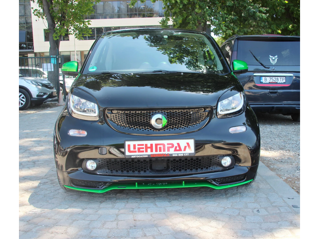 Smart Fortwo GREENFLACH  EQ  LED НОВ ВНОС ГЕРМАНИЯ - автомобили, коли, обяви за нови и употребявани 1