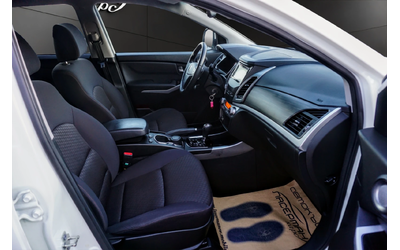 SsangYong Korando 2.2DI AUTO - автомобили, коли, обяви за нови и употребявани 11