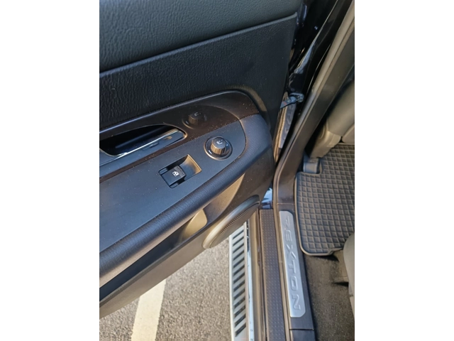 SsangYong Rexton RX200e-XDi 171000km 4x4 Full - автомобили, коли, обяви за нови и употребявани 10