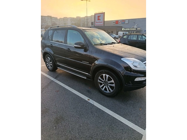SsangYong Rexton RX200e-XDi 171000km 4x4 Full - автомобили, коли, обяви за нови и употребявани 4