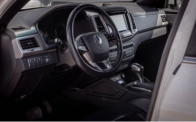 SsangYong Rexton Q200-4x4-ЕКСКЛУЗИВНА ОФЕРТА-РЕАЛНИ КИЛОМЕТРИ! - автомобили, коли, обяви за нови и употребявани 7