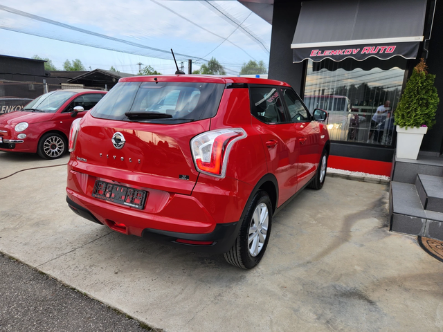 SsangYong Tivoli 1.6I-128к.с EURO 6b-НАВИГАЦИЯ-ШВЕЙЦАРИЯ - автомобили, коли, обяви за нови и употребявани 7