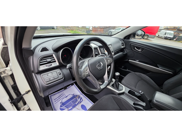 SsangYong Tivoli 1.6 e-XDI 114k.c UNIKAT ITALIA EURO 6C - автомобили, коли, обяви за нови и употребявани 7