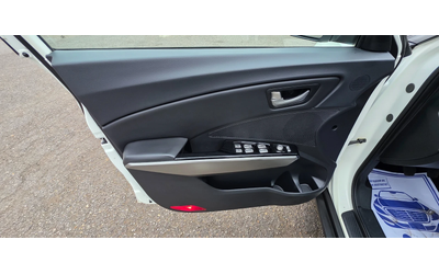 SsangYong Tivoli 1.6 e-XDI 114k.c UNIKAT ITALIA EURO 6C - автомобили, коли, обяви за нови и употребявани 8