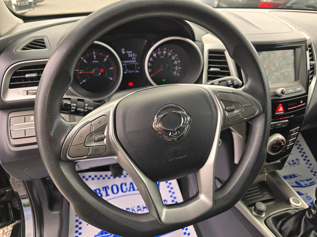 SsangYong Tivoli 1.6XDI-EВРО 6D-6КОРОСТИ-НАВИ - автомобили, коли, обяви за нови и употребявани 13