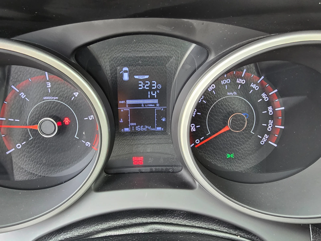 SsangYong Tivoli 1.6XDI-EВРО 6D-6КОРОСТИ-НАВИ - автомобили, коли, обяви за нови и употребявани 14