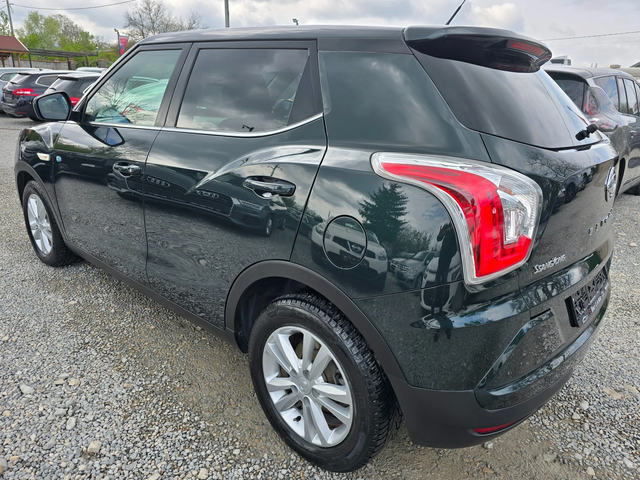 SsangYong Tivoli 1.6XDI-EВРО 6D-6КОРОСТИ-НАВИ - автомобили, коли, обяви за нови и употребявани 3