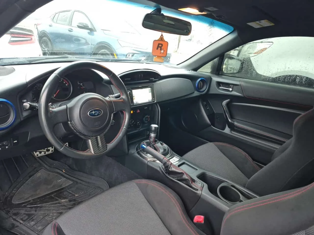 Subaru BRZ CARFAX/Cruise Control/Rear Wheel Drive - автомобили, коли, обяви за нови и употребявани 8