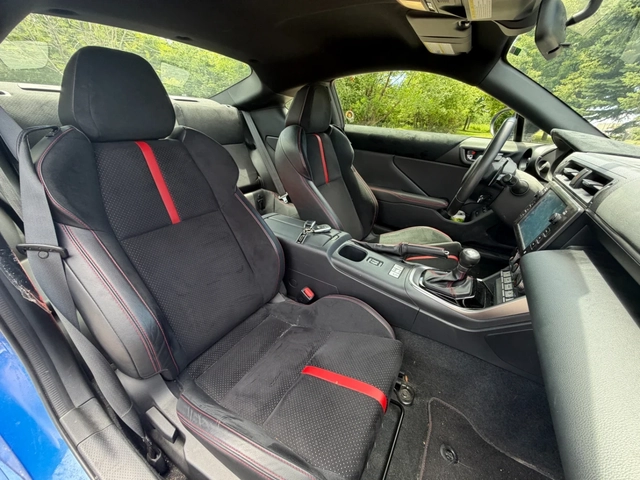 Subaru BRZ SPORT- TECH / CARFAX - автомобили, коли, обяви за нови и употребявани 10