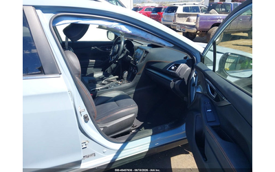 subaru-crosstrek-2-0l-h-4-di-dohc-vvt-152hp-all-wheel-drive - 4
