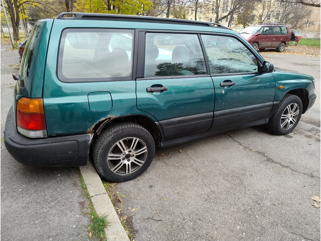 Subaru Forester 2.0 - автомобили, коли, обяви за нови и употребявани 3