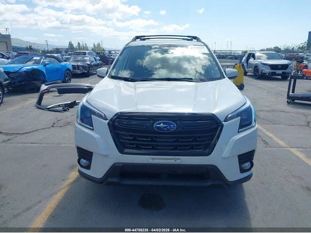 Subaru Forester 2.5L H-4 DI, DOHC, VVT, 182HP All Wheel Drive - автомобили, коли, обяви за нови и употребявани 12