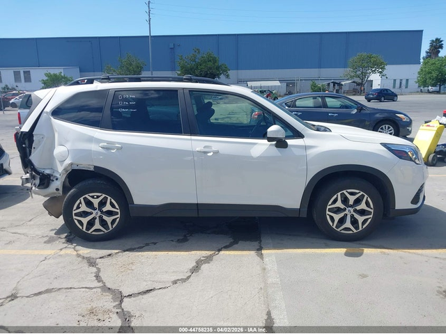 Subaru Forester 2.5L H-4 DI, DOHC, VVT, 182HP All Wheel Drive - автомобили, коли, обяви за нови и употребявани 13