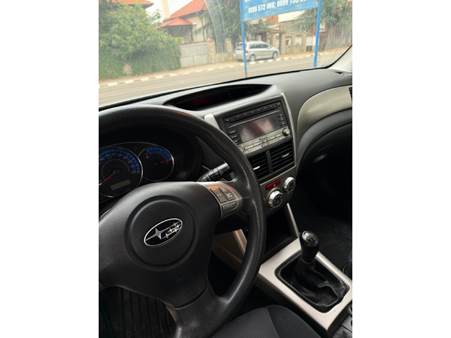 Subaru Forester 2.0 BENZIN AUSTRIA - автомобили, коли, обяви за нови и употребявани 7
