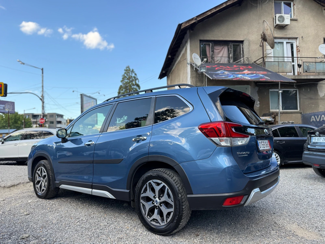Subaru Forester 2.0i e-Boxer LUXURY - автомобили, коли, обяви за нови и употребявани 5