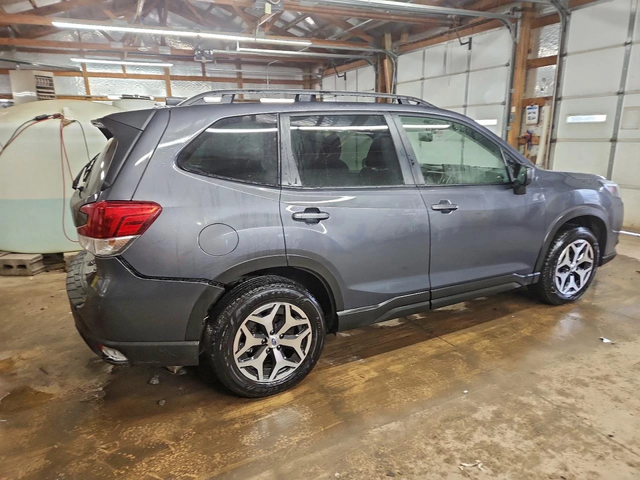 Subaru Forester * PREMIUM* AWD* - автомобили, коли, обяви за нови и употребявани 3