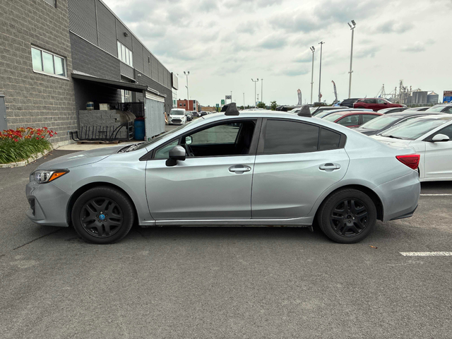 Subaru Impreza 2.0L 4cyl AWD - автомобили, коли, обяви за нови и употребявани 1
