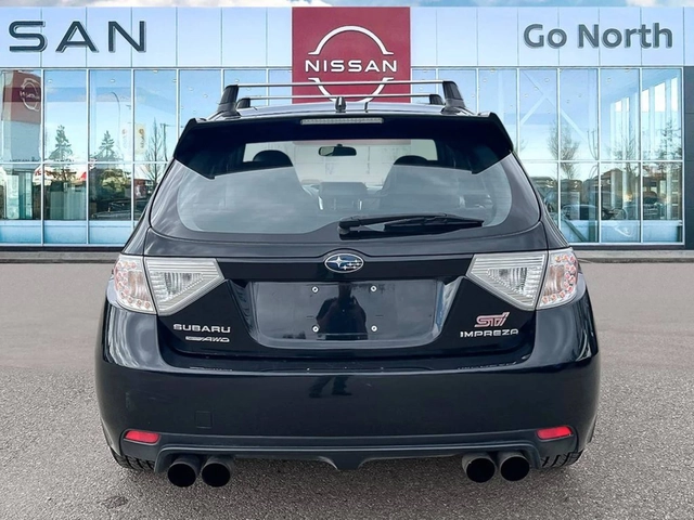 Subaru Impreza WRX STI - автомобили, коли, обяви за нови и употребявани 3