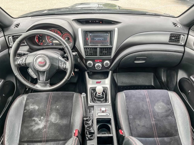 Subaru Impreza WRX STI - автомобили, коли, обяви за нови и употребявани 8
