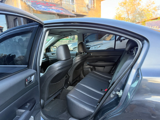 Subaru Legacy 2.5 GT (бензин/газ) - автомобили, коли, обяви за нови и употребявани 12