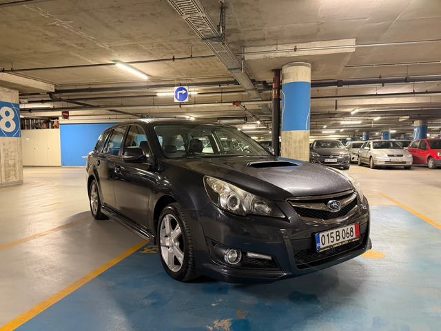 Subaru Legacy 2.5 GT - автомобили, коли, обяви за нови и употребявани 2